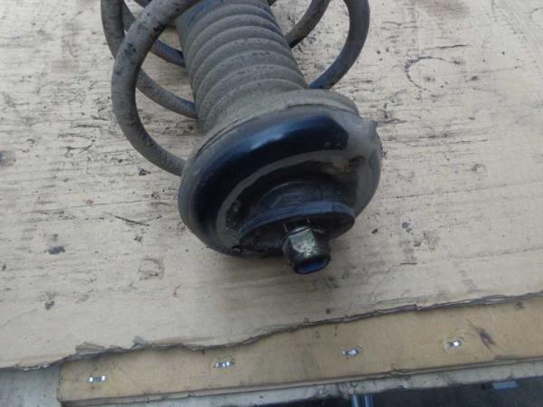 AMORTISSEUR AVANT DROIT CITROEN C4 / PEUGEOT 307 - Vue 3